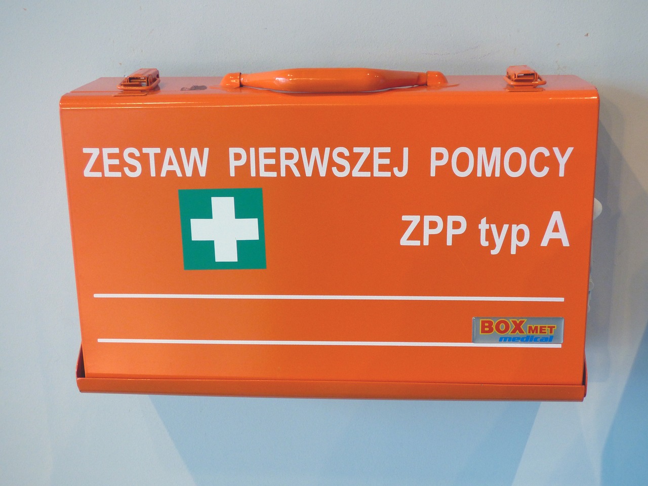 zestaw pierwszej pomocy