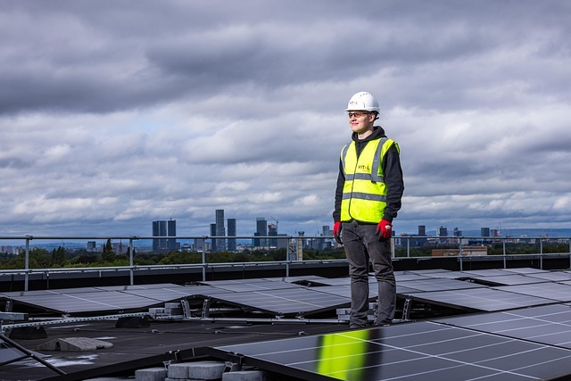 Jakie kary nakładane są na pracownika za nieprzestrzeganie przepisów BHP?