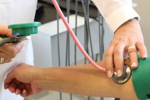 Badania lekarskie dla pracowników – obowiązek pracodawcy a bezpieczeństwo pracy